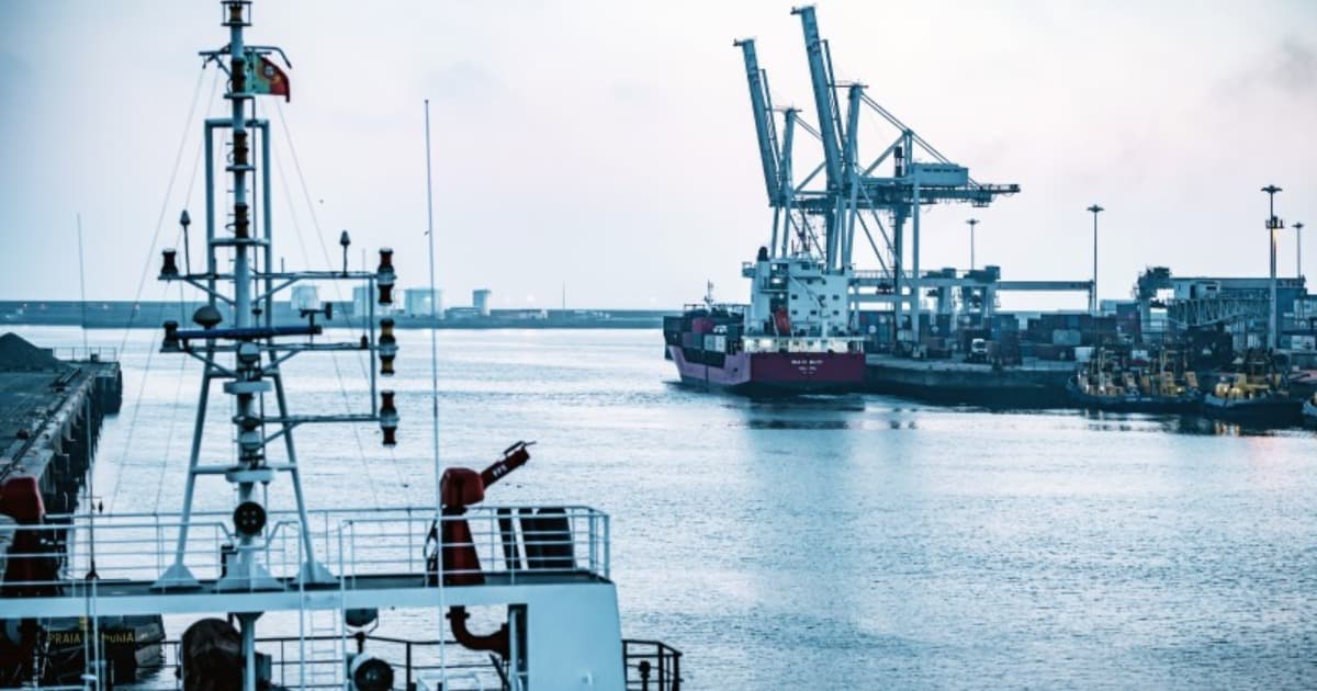 伊朗最新聲明表示，與美國及以色列斷交國家，可自由通行荷姆茲海峽，川普宣告「戰爭基本結束」，市場普遍以TACO解讀｜美股觀察